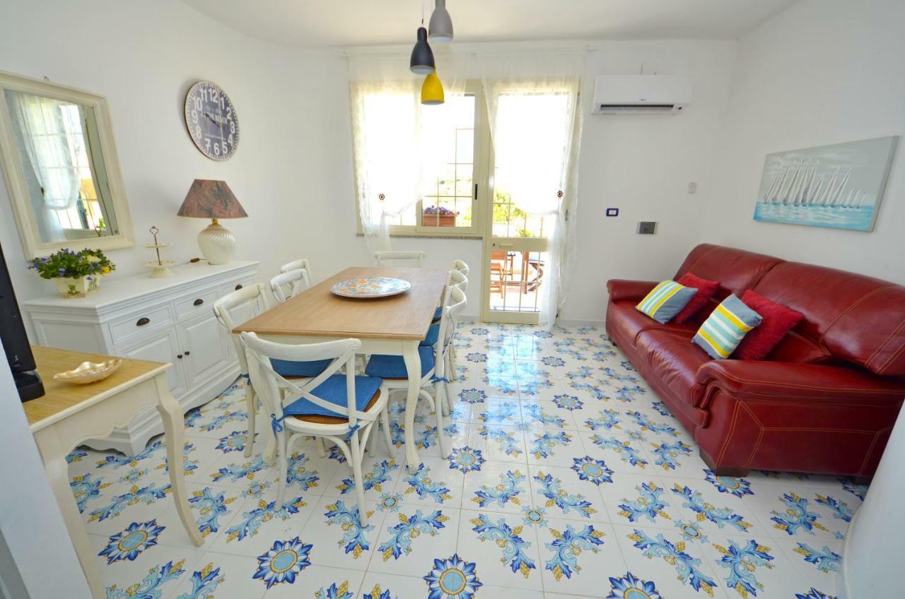 Casa Baia Tramonto Villa Patù Екстериор снимка